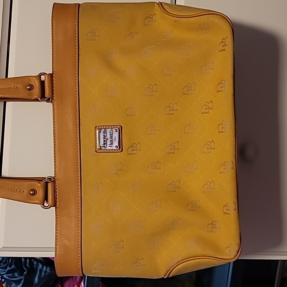 Dooney & Bourke - Picture 2 of 15